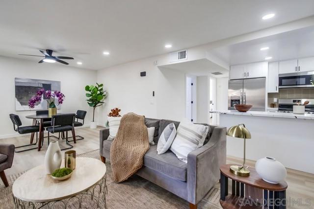 475 N N Midway Dr, Escondido CA: https://media.crmls.org/mediaz/8cb20fd7-e502-49b1-8ad6-8c41b80a1f31.jpg