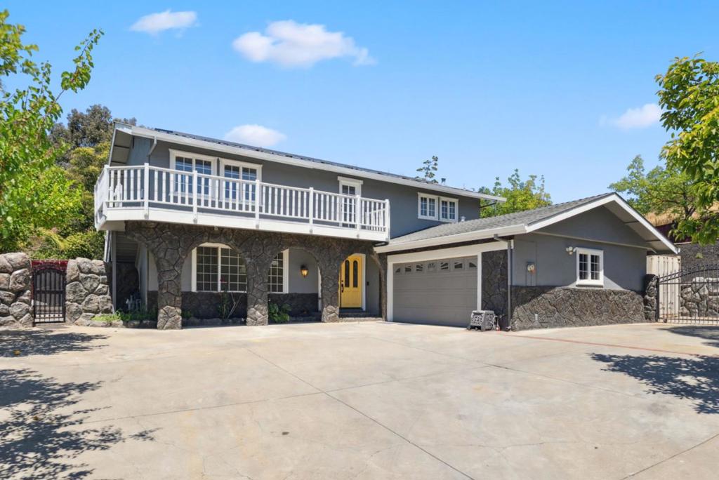 3532 Boeger Lane
