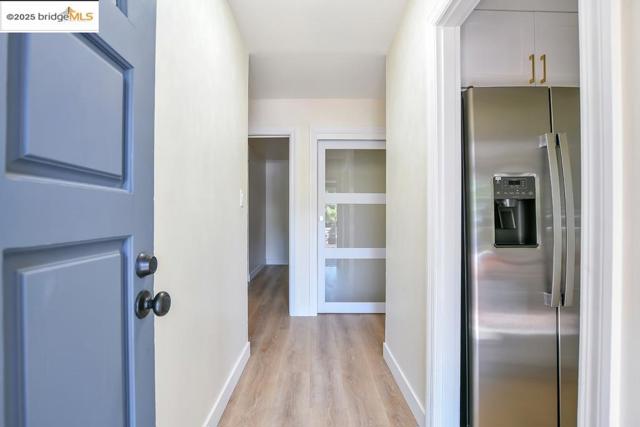 1660 Jenkinson Drive, Concord CA: https://media.crmls.org/mediaz/8cb32ef5-4ce4-4417-9a8c-cf9879ee1253.jpg