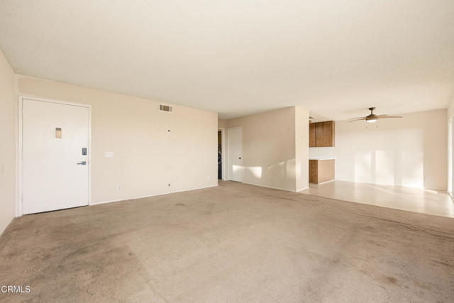 Detail Gallery Image 4 of 42 For 5174 Laurel Park Dr, Camarillo,  CA 93012 - 3 Beds | 2 Baths