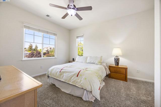 1037 Lexington Way, Livermore CA: https://media.crmls.org/mediaz/8cb45487-cee5-4272-ad7f-4e6a3d79400d.jpg