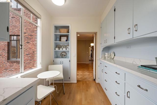 492 Staten Ave, Oakland, California 94610, 2 Bedrooms Bedrooms, ,2 BathroomsBathrooms,Condominium,For Sale,Staten Ave,41065554