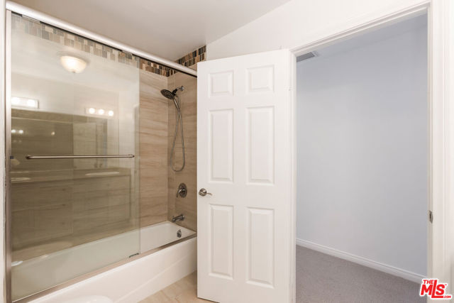 23636 Aster Trail, Calabasas CA: https://media.crmls.org/mediaz/8cb46e9f-9c86-4a9f-905d-963073418ac1.jpg