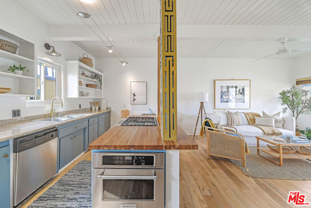 2329 Kansas Avenue, Santa Monica CA: https://media.crmls.org/mediaz/8cb49e13-41da-468c-aeba-87682283464a.jpg