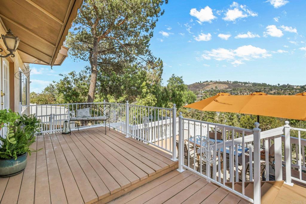 8659 GOLF Drive