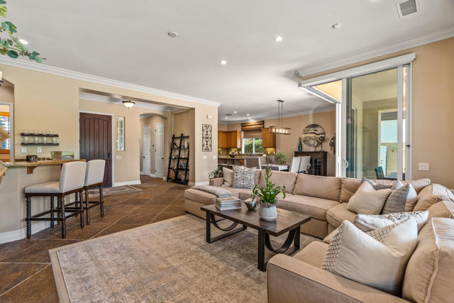 56925 Mountain, La Quinta CA: https://media.crmls.org/mediaz/8cb51f18-330c-43bd-9480-1117905a0526.jpg