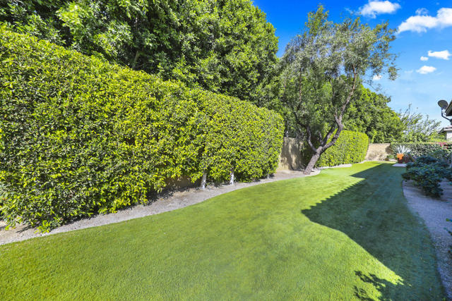 Image 40 of 50 For 55080 Autumn Valley Court