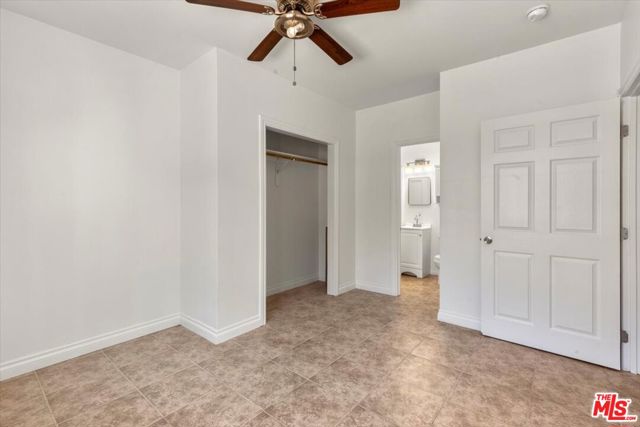 907 E 81st Street, Los Angeles CA: https://media.crmls.org/mediaz/8cb6d0f1-9dc4-4ab6-a94f-44d08ee33e67.jpg