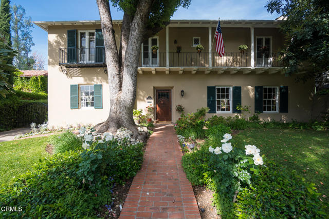 584 Rosemont Avenue, Pasadena CA: https://media.crmls.org/mediaz/8cb75c25-8e3d-42d9-8707-dec848614837.jpg