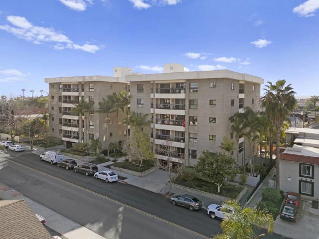 3570 1st Ave, San Diego, California 92103, 2 Bedrooms Bedrooms, ,2 BathroomsBathrooms,Condominium,For Sale,1st Ave,250019865SD