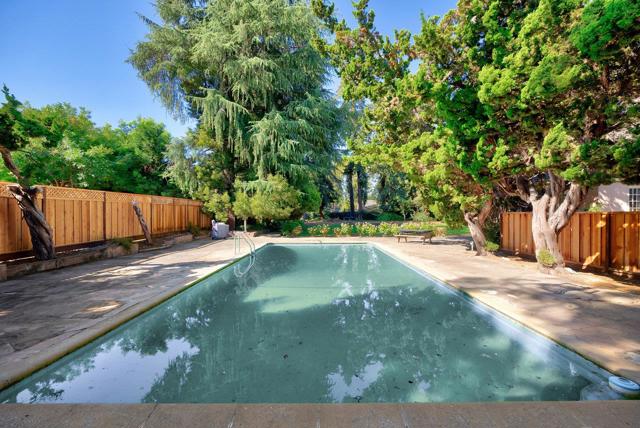 1190 Emory Street, San Jose CA: https://media.crmls.org/mediaz/8cb7a3e6-2416-485d-a9ad-beaadb3489a1.jpg