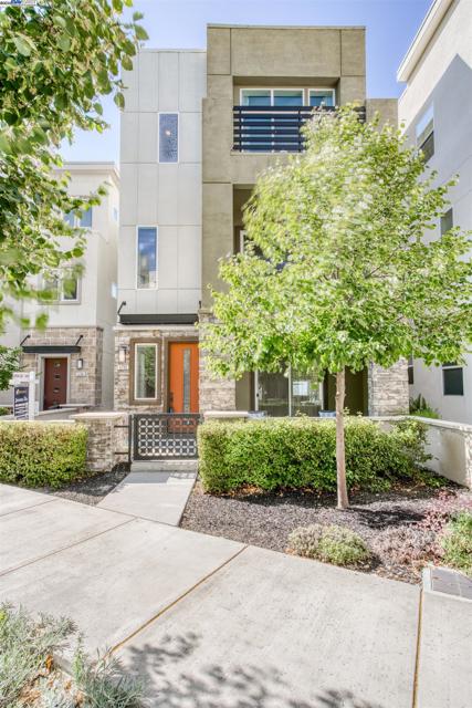 5792 Barley Rd, Dublin CA: https://media.crmls.org/mediaz/8cb7da57-a2d1-4de9-aac1-8d22c58424be.jpg