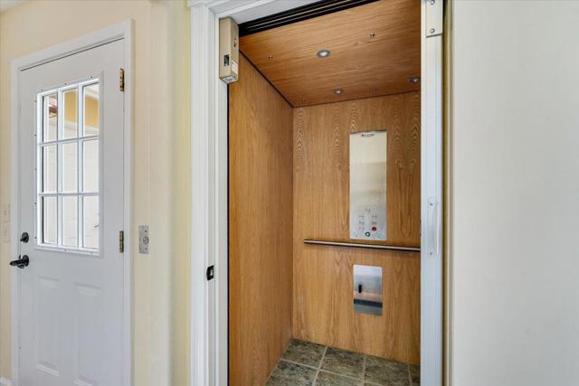 435 Coates Drive, Aptos CA: https://media.crmls.org/mediaz/8cb7f0eb-7e82-435b-a5ad-fe9175702df8.jpg