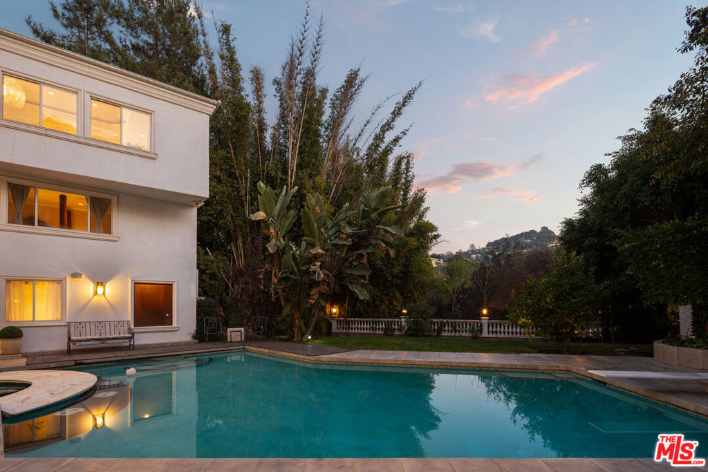 3511 Berry DriveStudio City img 1