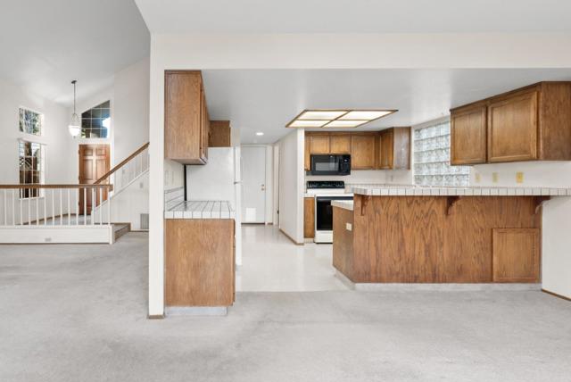 915 Kara Way, Campbell CA: https://media.crmls.org/mediaz/8cb9a9fd-b1ab-4093-973c-3fdb77abecf1.jpg