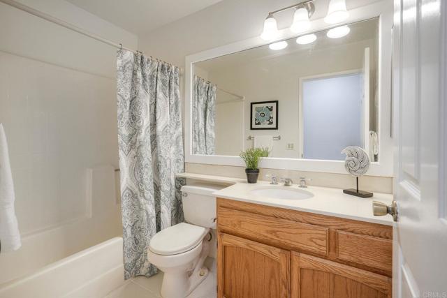 Detail Gallery Image 26 of 39 For 3369 Tournament Dr, Oceanside,  CA 92056 - 5 Beds | 3 Baths