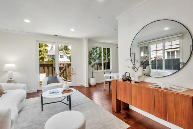 1601 Kentfield Avenue, Redwood City CA: https://media.crmls.org/mediaz/8cbc5932-341c-47b3-a833-405156ecc3e9.jpg