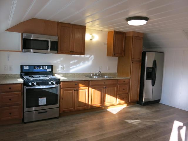 Image 53 of 77 For 2735 Soquel Avenue