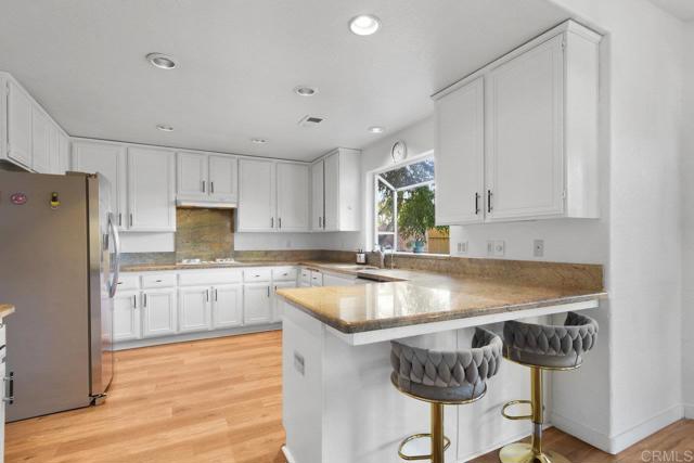 Detail Gallery Image 7 of 32 For 279 C Street, Chula Vista,  CA 91910 - 4 Beds | 3 Baths