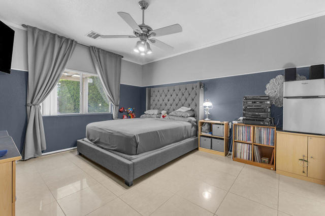 Image 3 of 38 For 68138 Seville Court