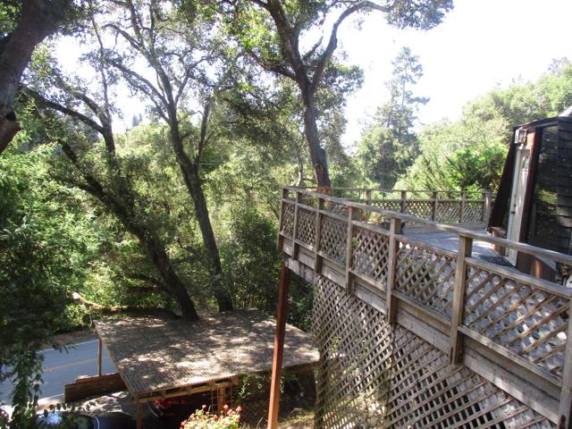 827 Valencia Road, Aptos CA: https://media.crmls.org/mediaz/8cc469ae-ab2a-413a-bab4-20db03945a28.jpg