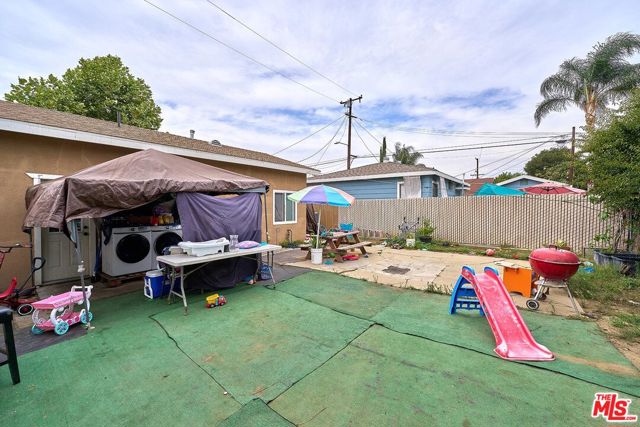 1060 S Rebecca Street, Pomona CA: https://media.crmls.org/mediaz/8cc4f8c0-b833-457d-8362-71dea630dbd5.jpg