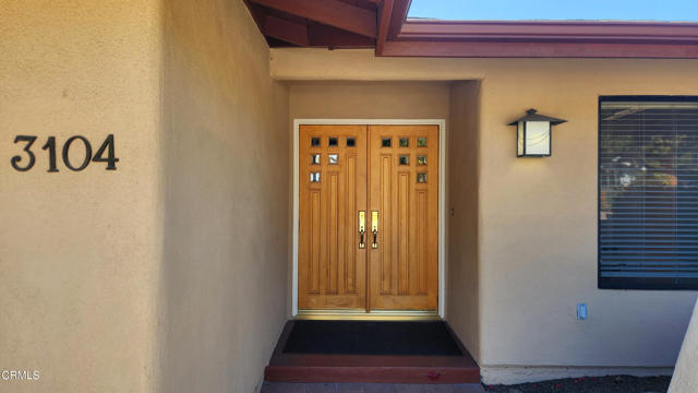 Detail Gallery Image 2 of 27 For 3104 Kingridge Way, Glendale,  CA 91206 - 3 Beds | 2 Baths
