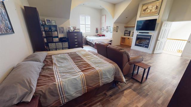 4758 Cross Rd, Livermore, California 94550, 5 Bedrooms Bedrooms, ,6 BathroomsBathrooms,Single Family Residence,For Sale,Cross Rd,41062454