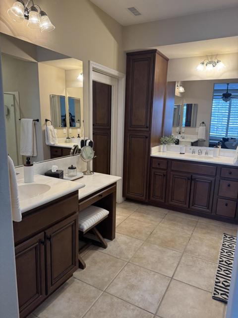 61722 Topaz Drive, La Quinta CA: https://media.crmls.org/mediaz/8cc63b03-2484-4ff0-bb96-3fd4e27ededd.jpg