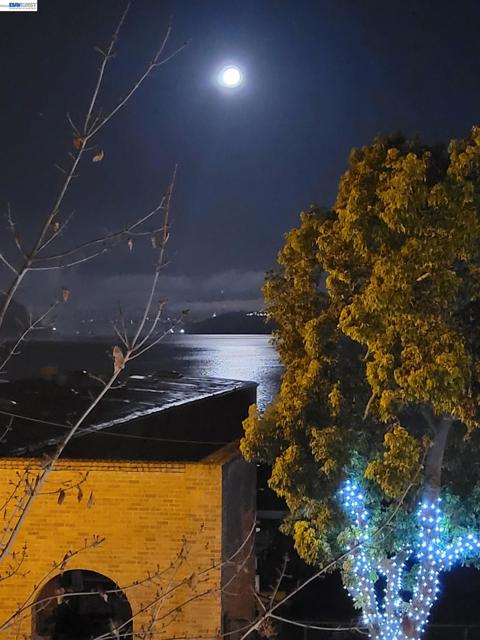 Image 44 of 46 For 228 1st St  