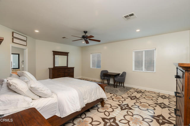 Detail Gallery Image 20 of 75 For 102 Anna Ln, Bakersfield,  CA 93308 - 7 Beds | 5 Baths