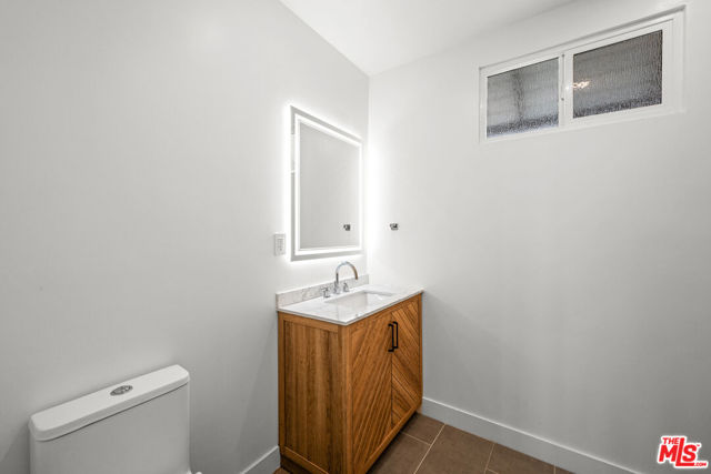 1246 North Formosa Avenue photo 18
