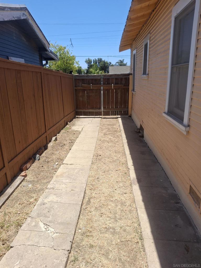 3632 Dwight Street - photo 10