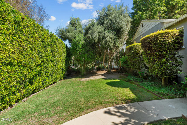 Detail Gallery Image 20 of 23 For 4242 Van Nuys Bld, Los Angeles,  CA 91403 - 3 Beds | 3 Baths