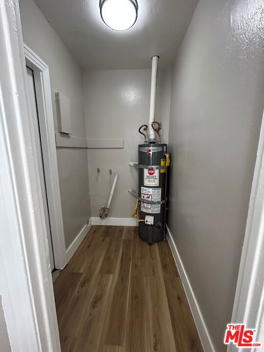 1041 Gulf Avenue, Wilmington CA: https://media.crmls.org/mediaz/8cc88644-cd90-47f6-8b6f-b04917b31a04.jpg