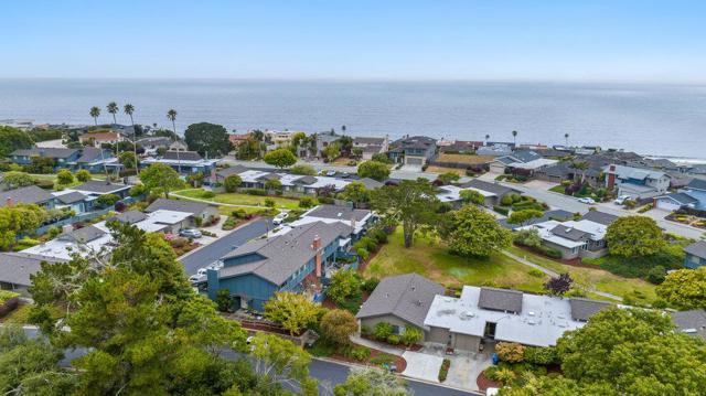 816 Via Tornasol, Aptos CA: https://media.crmls.org/mediaz/8cc8a63d-a72a-4166-ad57-1bb8dbcc4f38.jpg