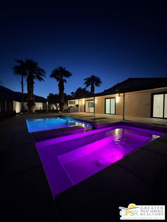 2435 E Wayne Road, Palm Springs CA: https://media.crmls.org/mediaz/8cc8dfa0-9a11-4fe8-b932-1273ef6a73cf.jpg