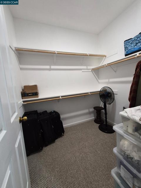 1870 Zurlo Way, Sacramento CA: https://media.crmls.org/mediaz/8cc98138-0690-4bc7-9953-300433da8fed.jpg