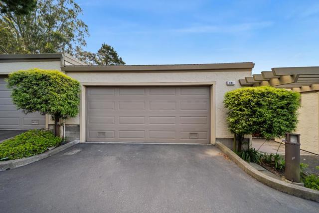 647 Stonegate Drive, South San Francisco CA: https://media.crmls.org/mediaz/8cc9f1a0-1260-4d1c-aba8-fca97b5a5836.jpg