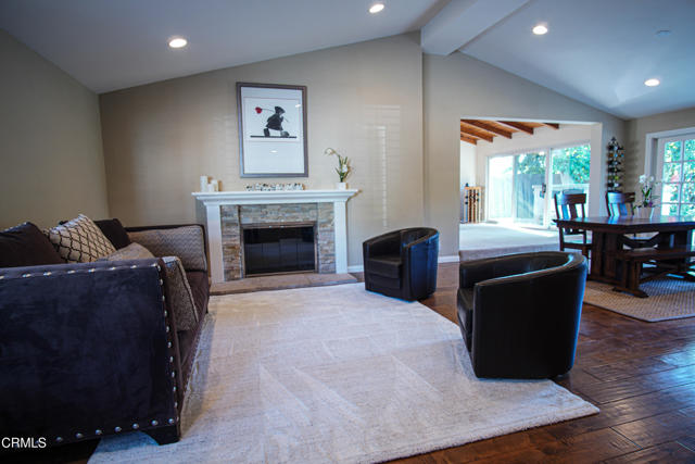 Detail Gallery Image 11 of 39 For 1781 El Monte Dr, Thousand Oaks,  CA 91362 - 4 Beds | 2 Baths