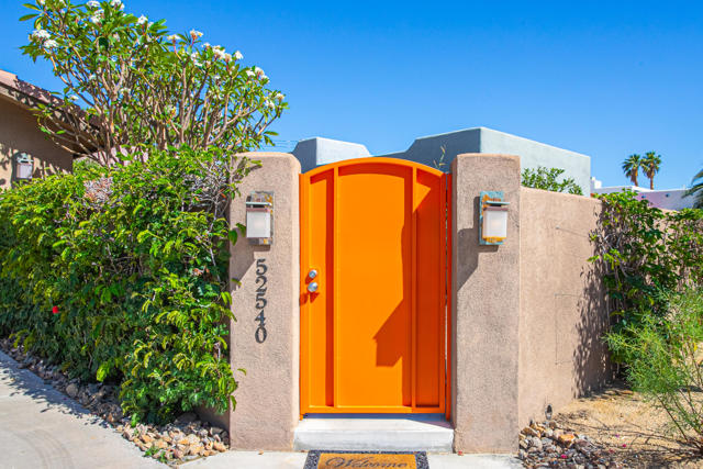 52540 Avenida Juarez, La Quinta CA: https://media.crmls.org/mediaz/8ccad772-5a3b-4616-a1be-7aa32a9212ab.jpg
