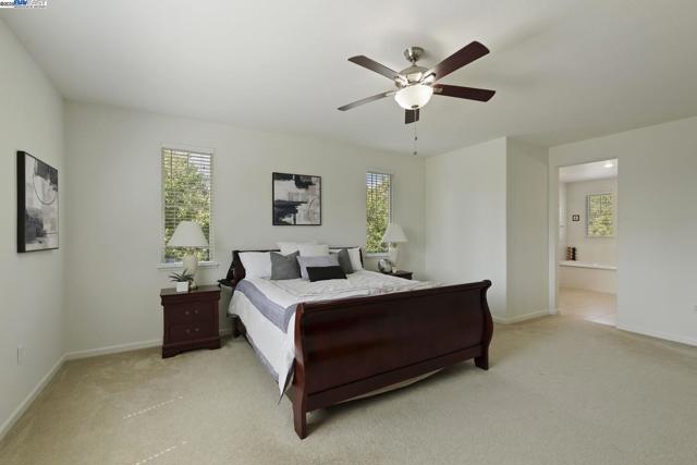 247 N Menlo Park Ct, Mountain House CA: https://media.crmls.org/mediaz/8ccb5b5e-eeff-41e4-b605-46b5483e3357.jpg