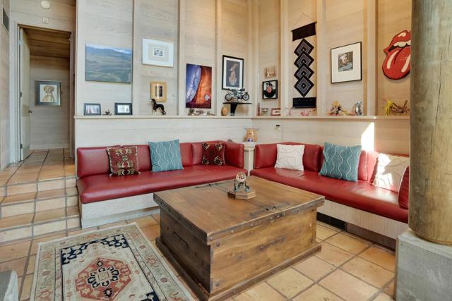 31 Asoleado Place, Carmel Valley CA: https://media.crmls.org/mediaz/8ccc883f-f715-47a5-8736-01ad0e10b3e2.jpg