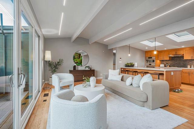 Image 6 of 51 For 1763 12th Avenue