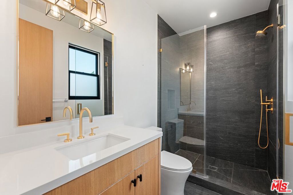 MLS #26849297 image #21