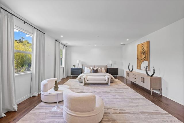 11577 Sweet Willow Way, San Diego CA: https://media.crmls.org/mediaz/8ccda17f-c77e-46c7-979d-bef841276a95.jpg