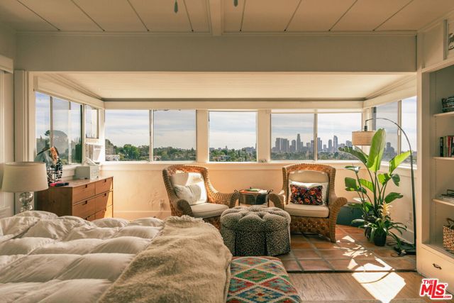 2 Bed Home for Sale in Los Angeles, California