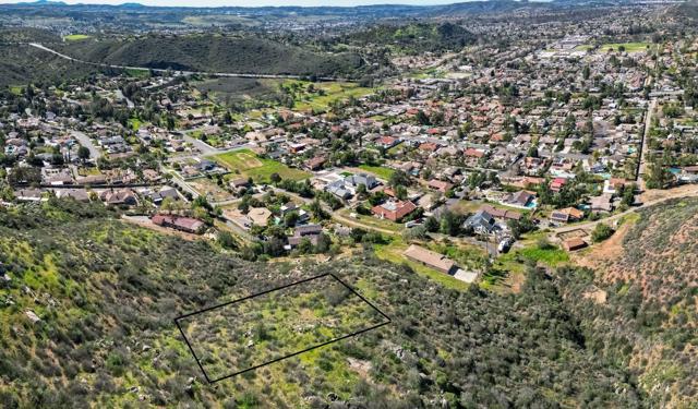 43 Carlson Court, Poway CA: https://media.crmls.org/mediaz/8cce9787-c6ca-451f-a5fa-461ae875d612.jpg