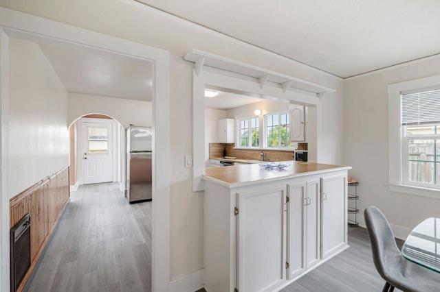 1490 Cabrillo Highway, Half Moon Bay CA: https://media.crmls.org/mediaz/8ccf275c-69ab-42c6-8043-cf675295474f.jpg