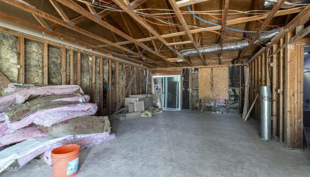 1859 Kentucky Street, Bakersfield CA: https://media.crmls.org/mediaz/8ccf33e5-4086-4531-ace2-802a4f40f7bb.jpg